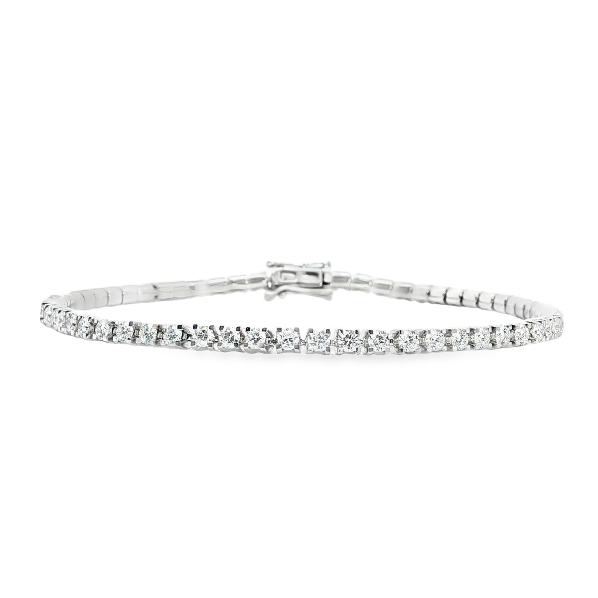 Elegant White Gold Diamond Tennis Bracelet 2.06CT