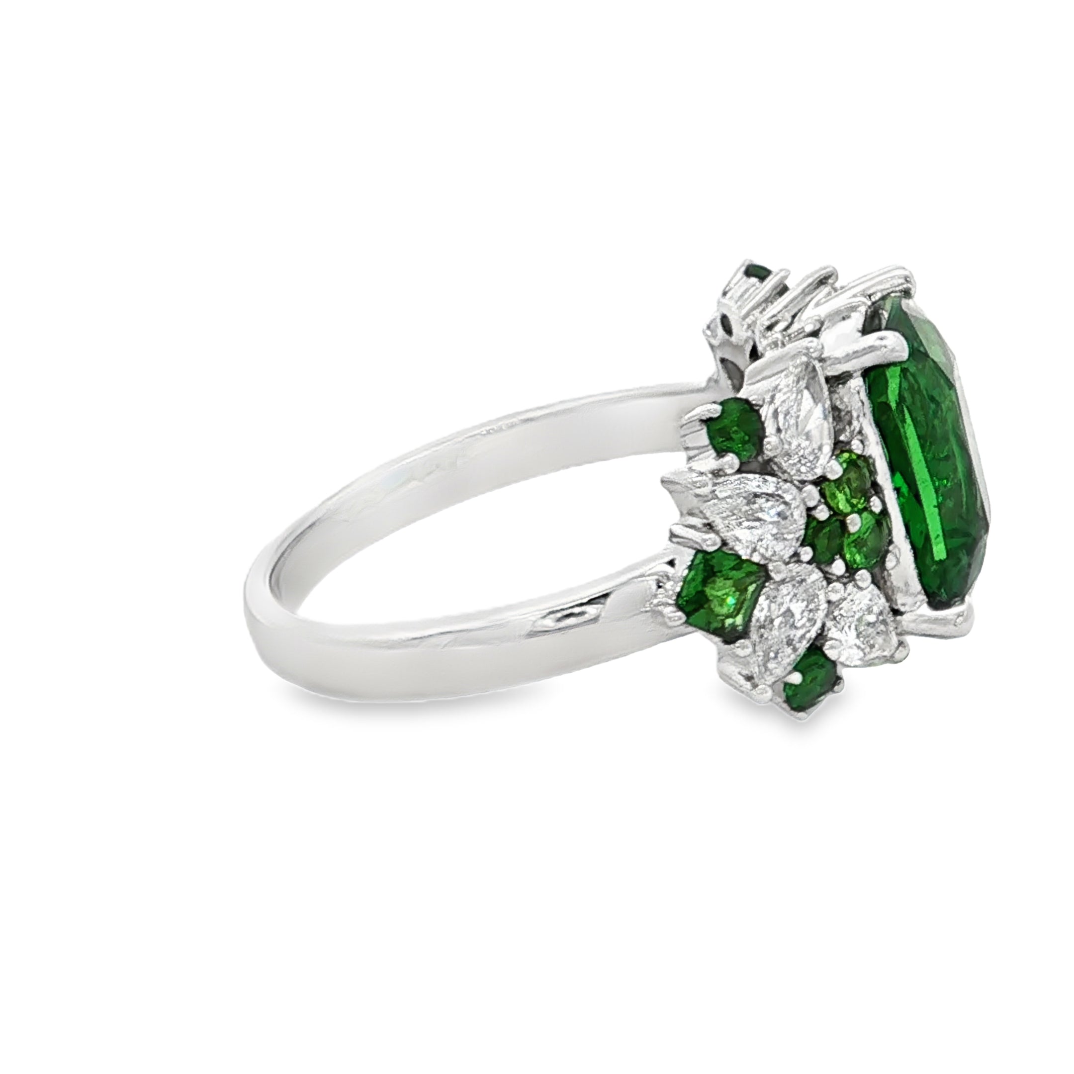 White Gold Multistone Ring with Cushion Cut Tsavorite