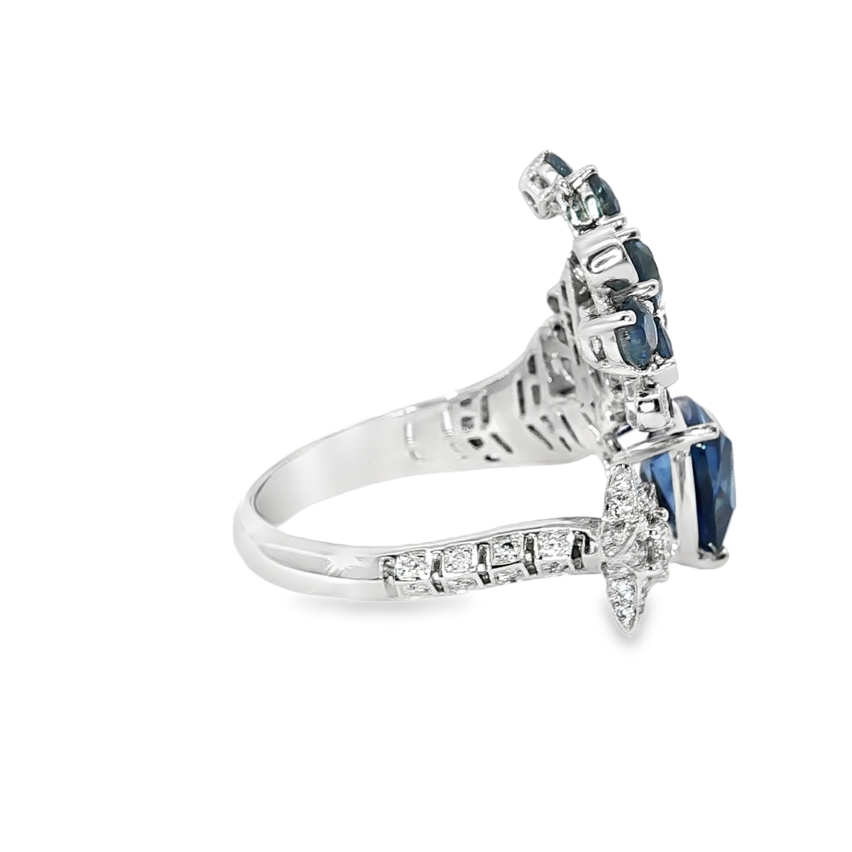 Elegant Sapphire Cluster Ring