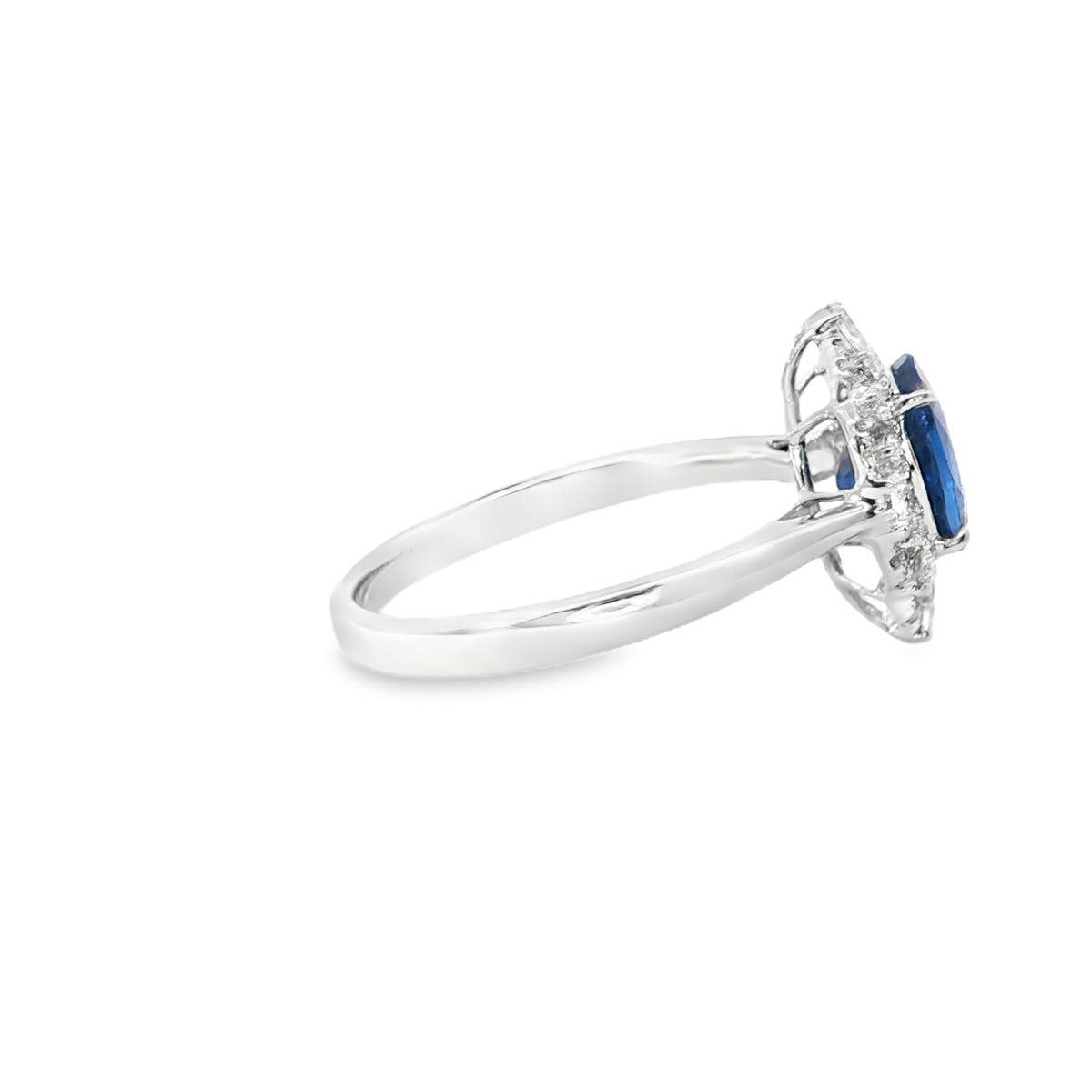 18K White Gold Cocktail Ring with Vivid Blue Sapphire